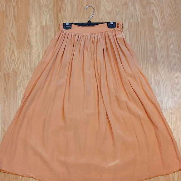 VTG Silk Skirt - Picture 3 of 7